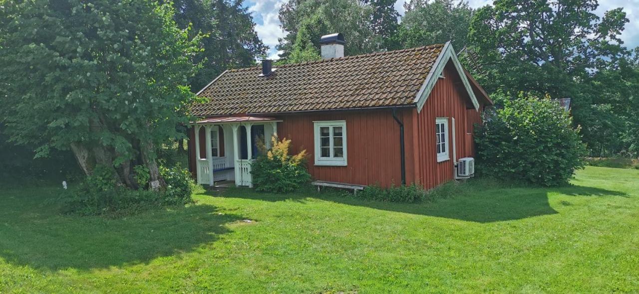 Romantiskt boende lyåsa Villa Lammhult Exteriör bild